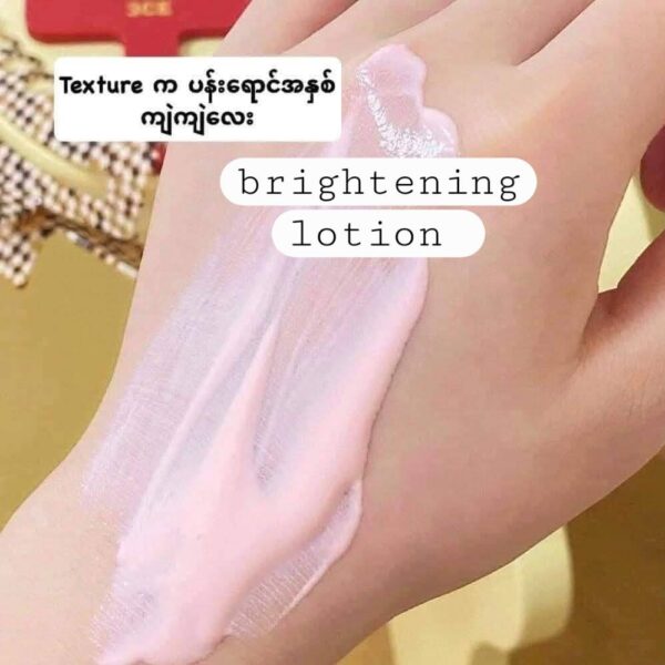 Vaseline body lotion ( daily brightening,  cocoa radiant,  calm healing)